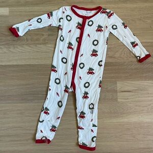 Retired “Wreath” Print Kyte Snap Romper EUC!